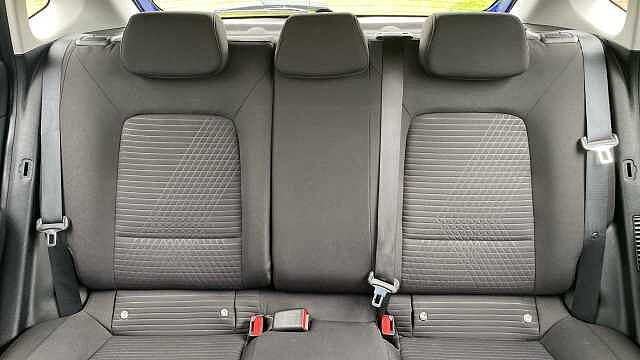 Hyundai i20 1.0T GDi 48V MHD SE Connect 5dr DCT Petrol Hatchback