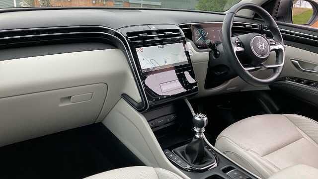Hyundai TUCSON 1.6 TGDi Ultimate 5dr 2WD Petrol Estate White