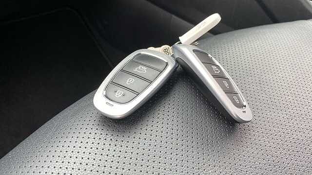 Hyundai TUCSON 1.6 TGDi Ultimate 5dr 2WD Petrol Estate Grey