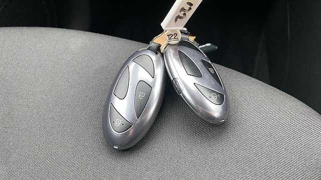 Hyundai TUCSON 1.6T Hybrid Advance 5dr Auto Hybrid Estate Silver