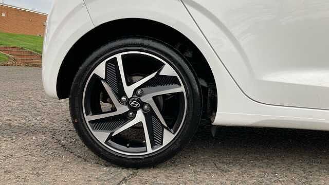 Hyundai i10 1.0 [63] Premium 5dr Auto [Nav] Petrol Hatchback