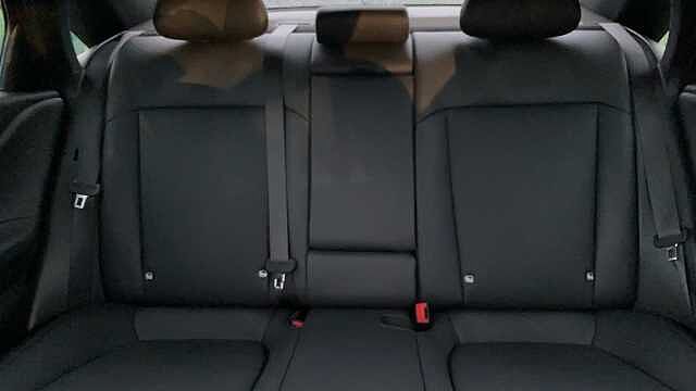 Hyundai IONIQ 6 239kW Ultimate 77kWh 4dr AWD Auto Electric Saloon