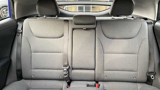 Hyundai IONIQ 1.6 GDi Hybrid SE Connect 5dr DCT Hybrid Hatchback Blue