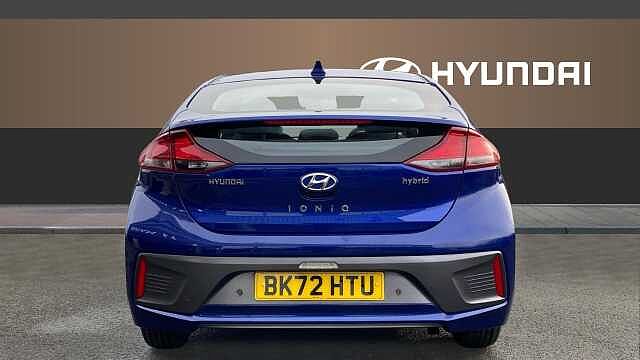 Hyundai IONIQ 1.6 GDi Hybrid SE Connect 5dr DCT Hybrid Hatchback Blue