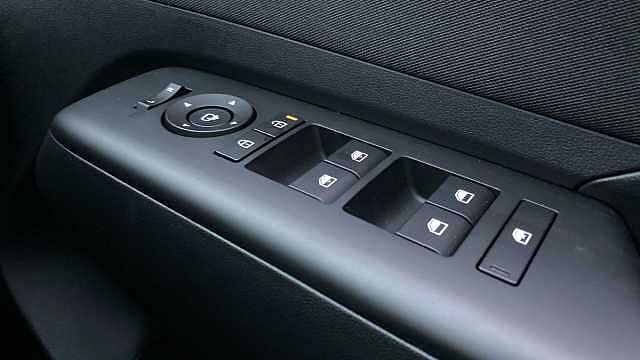 Hyundai KONA 1.0T 100 Advance 5dr Petrol Hatchback White