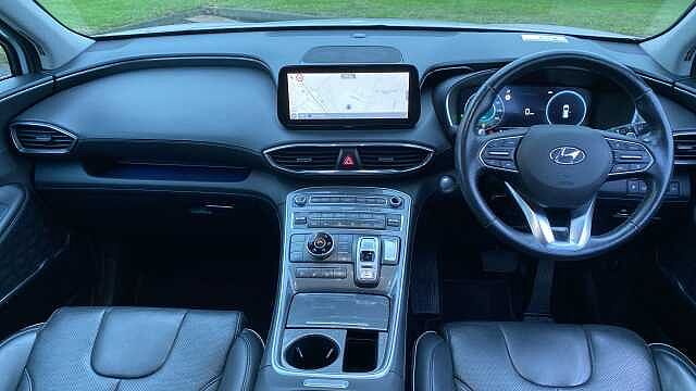 Hyundai SANTA FE 1.6 TGDi Plug-in Hybrid Ultimate 5dr 4WD Auto Estate White