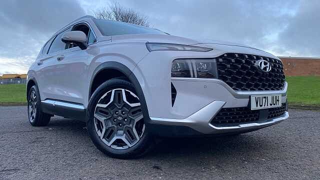 Hyundai SANTA FE 1.6 TGDi Plug-in Hybrid Ultimate 5dr 4WD Auto Estate White
