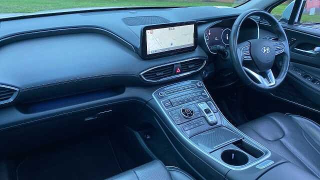 Hyundai SANTA FE 1.6 TGDi Plug-in Hybrid Ultimate 5dr 4WD Auto Estate White