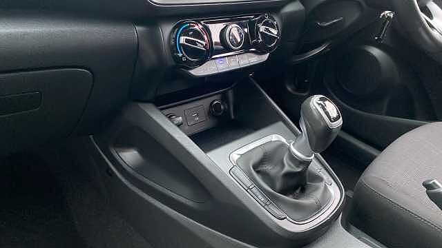 Hyundai KONA 1.0 TGDi 48V MHEV SE Connect 5dr Petrol Hatchback