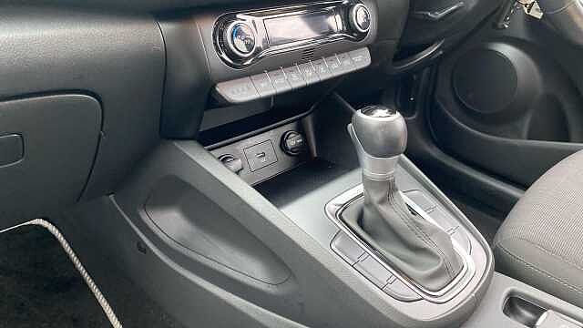 Hyundai KONA 1.6 GDi Hybrid SE Connect 5dr DCT Hybrid Hatchback Grey