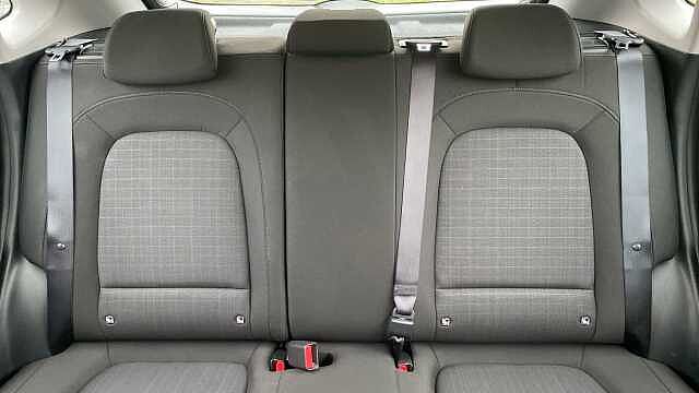 Hyundai KONA 1.6 GDi Hybrid SE Connect 5dr DCT Hybrid Hatchback Grey