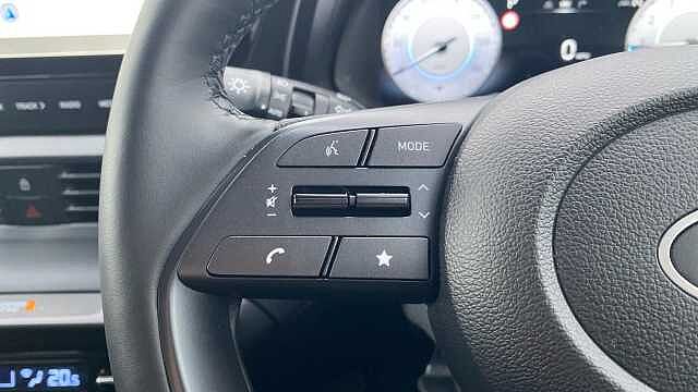 Hyundai BAYON 1.0 TGDi Premium 5dr DCT Petrol Hatchback Premium Pearlescent - Mangrove Green