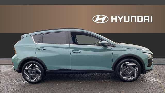 Hyundai BAYON 1.0 TGDi Premium 5dr DCT Petrol Hatchback Premium Pearlescent - Mangrove Green