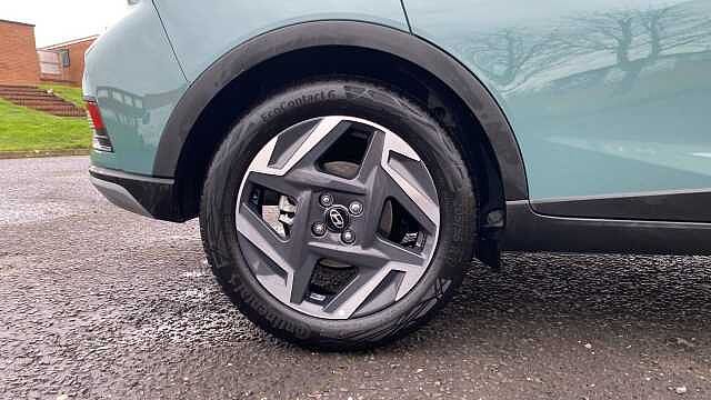 Hyundai BAYON 1.0 TGDi Premium 5dr DCT Petrol Hatchback Premium Pearlescent - Mangrove Green