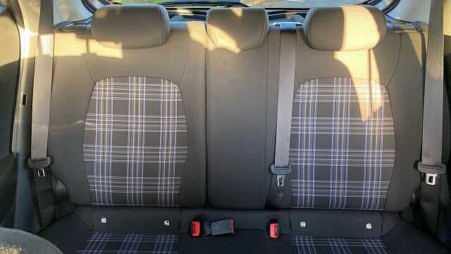 Hyundai i10 1.2 [79] Premium 5dr Auto [Nav] Petrol Hatchback