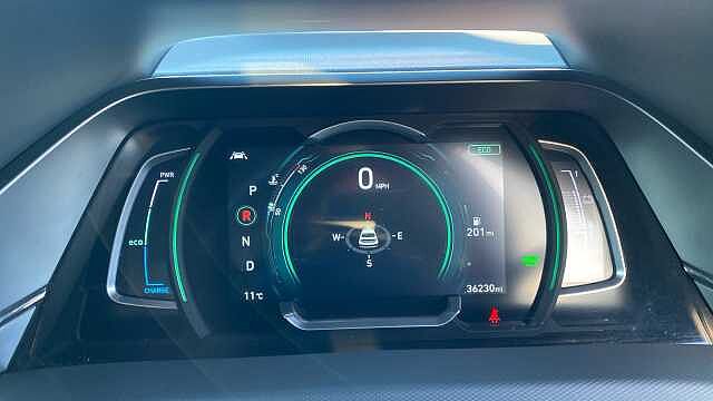 Hyundai IONIQ 1.6 GDi Hybrid Premium SE 5dr DCT Hybrid Hatchback Black