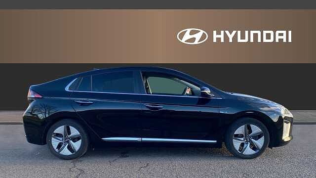 Hyundai IONIQ 1.6 GDi Hybrid Premium SE 5dr DCT Hybrid Hatchback Black