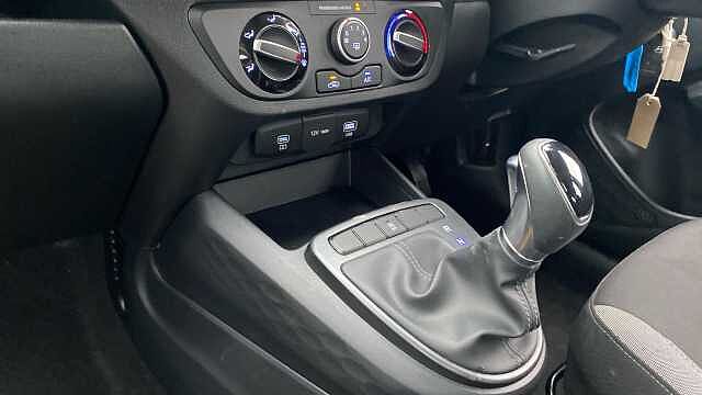 Hyundai i10 1.0 [63] Advance 5dr Auto [Nav] Petrol Hatchback