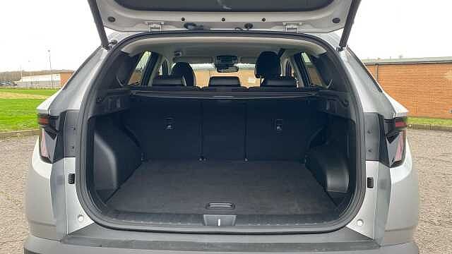 Hyundai TUCSON 1.6T Hybrid Premium 5dr Auto Hybrid Estate Silver