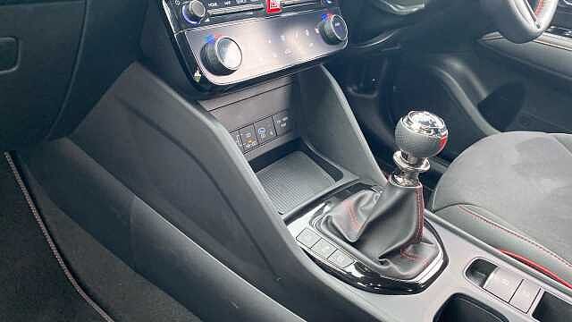 Hyundai TUCSON 1.6T N Line 5dr Petrol Estate White