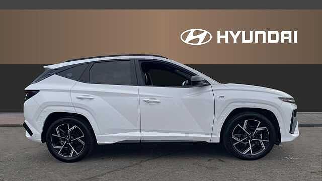 Hyundai TUCSON 1.6T N Line 5dr Petrol Estate White