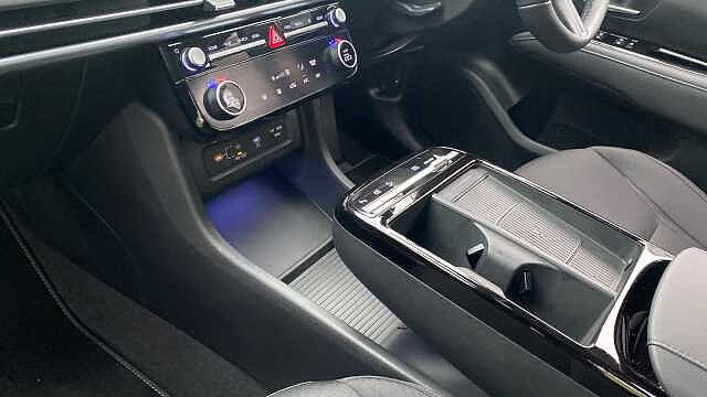 Hyundai TUCSON 1.6T Hybrid Advance 5dr Auto Hybrid Estate Red