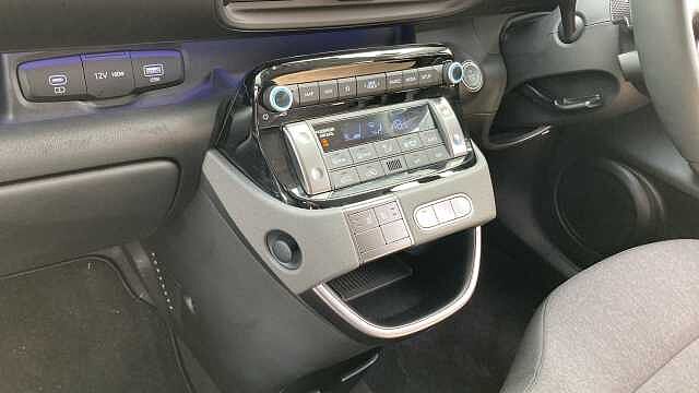 Hyundai INSTER 85kW 02 49kWh 5dr Auto Electric Hatchback