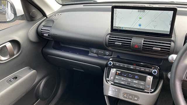 Hyundai INSTER 85kW 02 49kWh 5dr Auto Electric Hatchback
