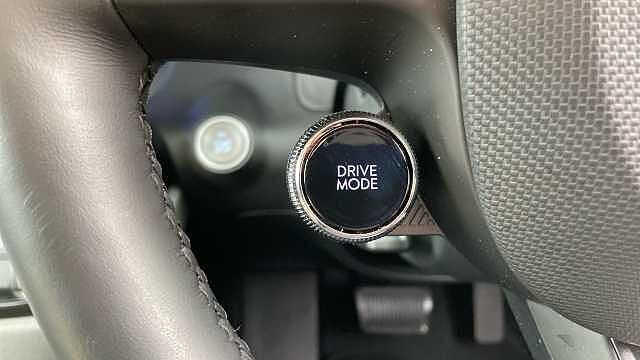 Hyundai INSTER 85kW 02 49kWh 5dr Auto Electric Hatchback