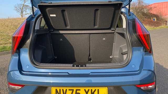 Hyundai BAYON 1.0 TGDi [90] Tech Line 5dr Petrol Hatchback Vibrant Blue - Pearl
