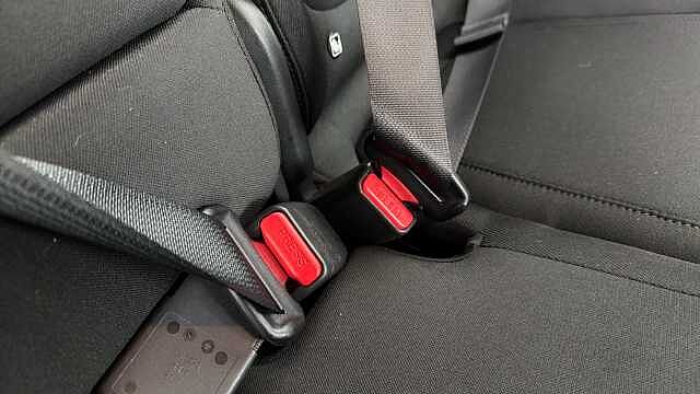 Hyundai TUCSON 1.6 TGDi Hybrid 230 SE Connect 5dr 2WD Auto Hybrid Estate White