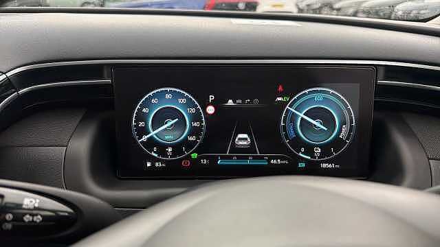 Hyundai TUCSON 1.6 TGDi Hybrid 230 SE Connect 5dr 2WD Auto Hybrid Estate White