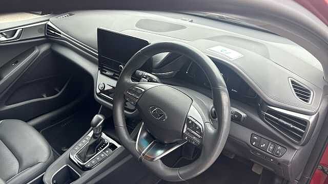 Hyundai IONIQ 1.6 GDi Hybrid Premium SE 5dr DCT Hybrid Hatchback Red
