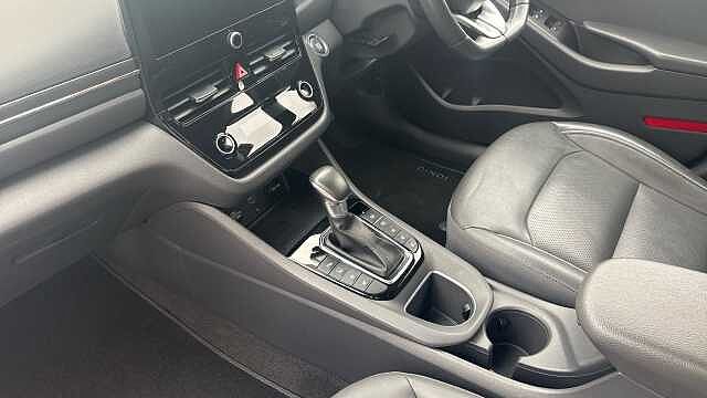 Hyundai IONIQ 1.6 GDi Hybrid Premium SE 5dr DCT Hybrid Hatchback Red