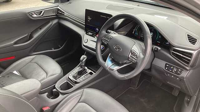 Hyundai IONIQ 1.6 GDi Plug-in Hybrid Premium SE 5dr DCT Hatchback Silver