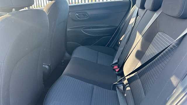 Hyundai I20 1.0T GDi 48V MHD SE Connect 5dr Petrol Hatchback White