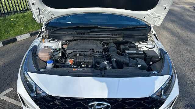 Hyundai I20 1.0T GDi 48V MHD SE Connect 5dr Petrol Hatchback White