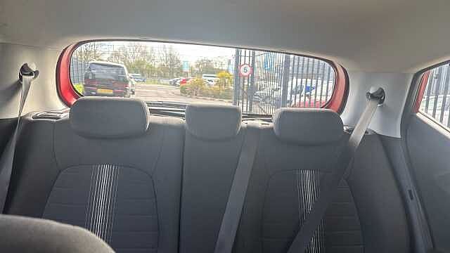 Hyundai I10 1.0 MPi SE Connect 5dr Petrol Hatchback Red