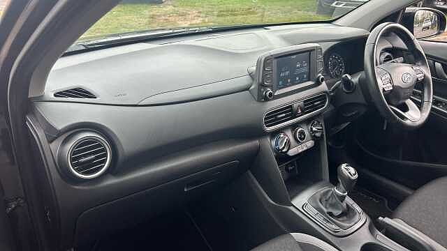 Hyundai KONA 1.0T GDi Blue Drive SE 5dr Petrol Hatchback Black