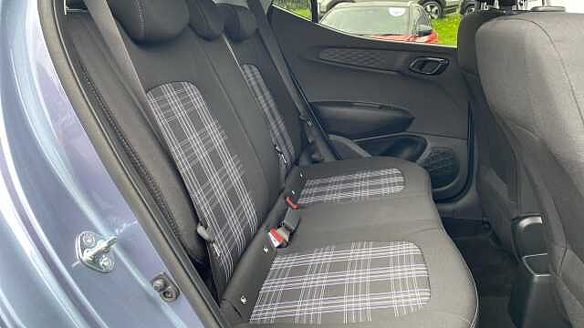 Hyundai i10 1.2 [79] Premium 5dr Auto [Nav] Petrol Hatchback