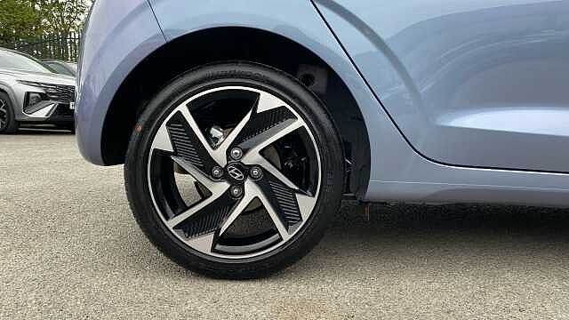 Hyundai i10 1.2 [79] Premium 5dr Auto [Nav] Petrol Hatchback