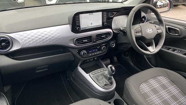 Hyundai i10 1.2 [79] Premium 5dr Auto [Nav] Petrol Hatchback