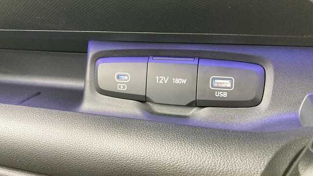 Hyundai INSTER 85kW 02 49kWh 5dr Auto Electric Hatchback