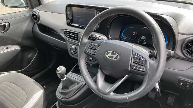 Hyundai i10 1.0 Advance 5dr Petrol Hatchback