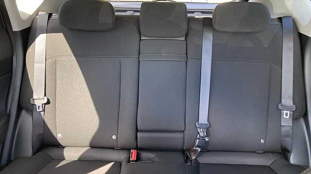 Hyundai KONA 115kW Advance 48kWh 5dr Auto Electric Hatchback