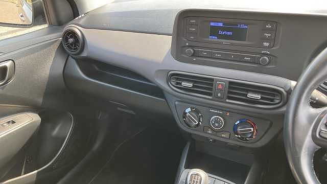 Hyundai I10 1.0 MPi SE 5dr Petrol Hatchback Bronze