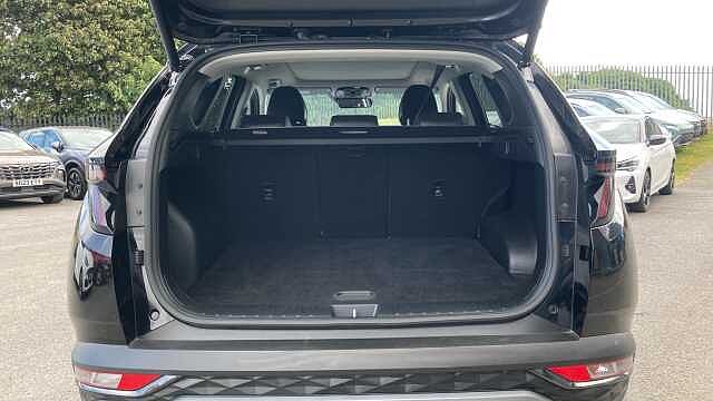 Hyundai TUCSON 1.6 TGDi Plug-in Hybrid Ultimate 5dr 4WD Auto Estate Black