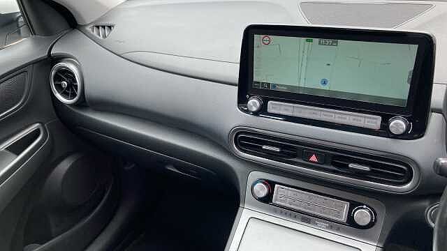 Hyundai KONA 150kW Premium 64kWh 5dr Auto Electric Hatchback White