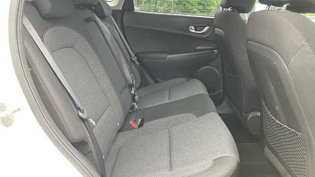 Hyundai KONA 150kW Premium 64kWh 5dr Auto Electric Hatchback White