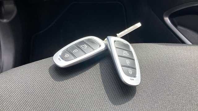 Hyundai TUCSON 1.6 TGDi Hybrid 230 Premium 5dr 2WD Auto Hybrid Estate